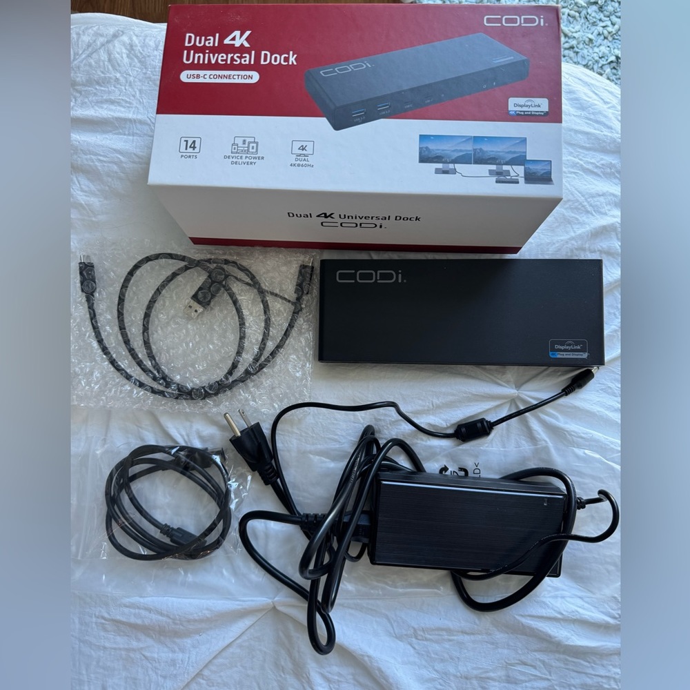 CODi Dual 4K Universal Dock